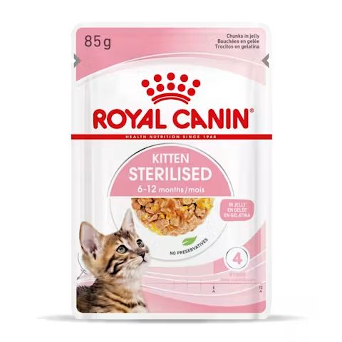 Individuele zak Royal Canin Kitten Sterilised voer (85g). Met kittenillustratie en productkenmerken.
