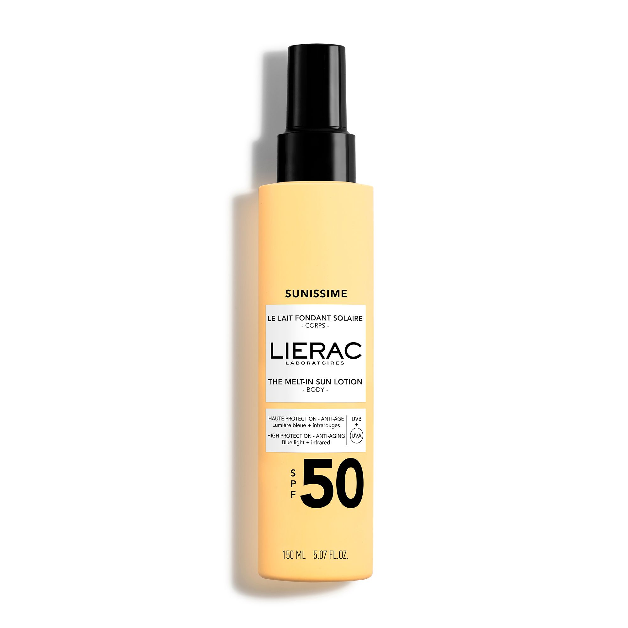 Zonnelotion LIERAC SUNISSIME, SPF50. Gele fles met zwarte sproeikop. Tekst: SUNISSIME, SPF50, 150 ml.