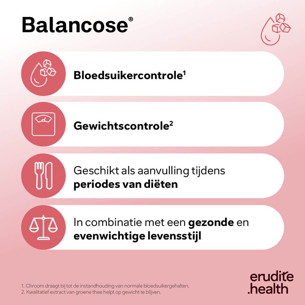Vrouw eet salade naast Balancose verpakking, voor bloedsuiker en gewicht.