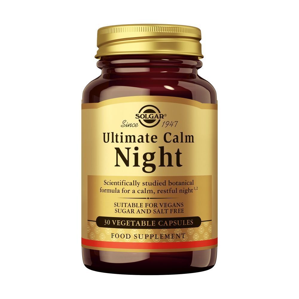 Bruine glazen fles met gouden dop. Etiket "Solgar Ultimate Calm Night". 30 capsules.