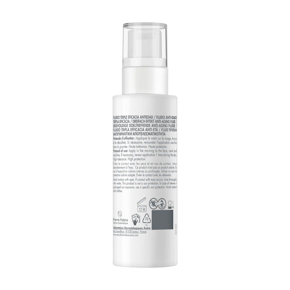 Achterkant van de witte fles. Meertalige tekst. Opschrift: productiedatum, houdbaarheid.