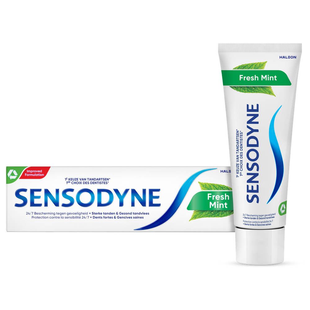 Sensodyne Fresh Mint tandpasta tube en verpakking. Witte tube en doos met blauw logo en groene accenten.