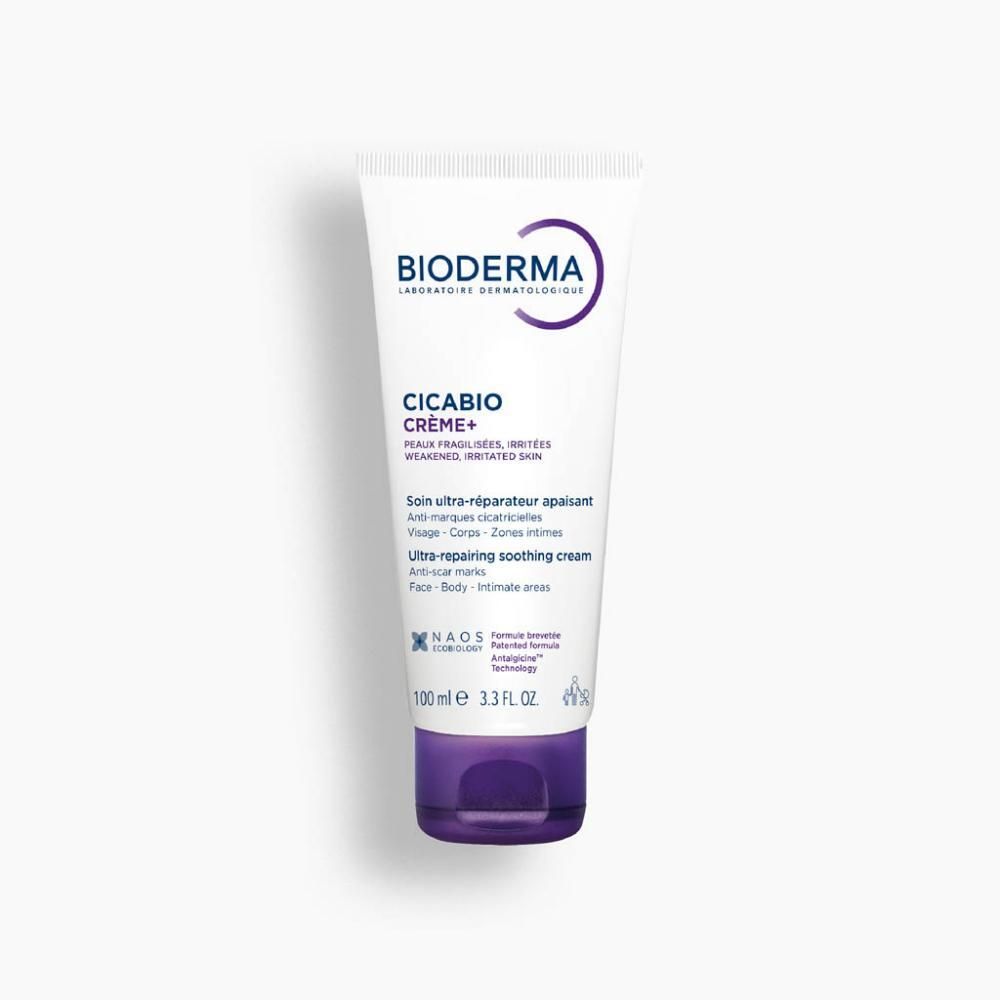 Tube blanc avec bouchon violet. BIODERMA, Cicabio Crème+ et informations produit imprimées. Logo NAOS.