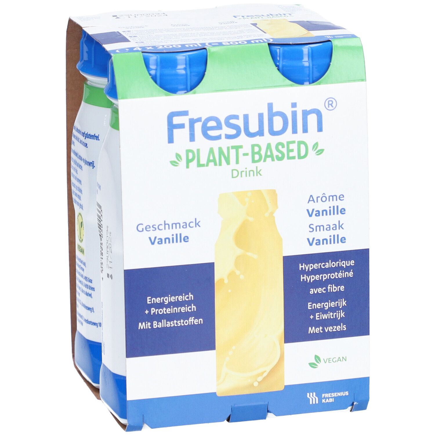 Emballage de quatre bouteilles Fresubin Plant-Based Drink Vanille. Vue latérale avec informations et label Vegan.