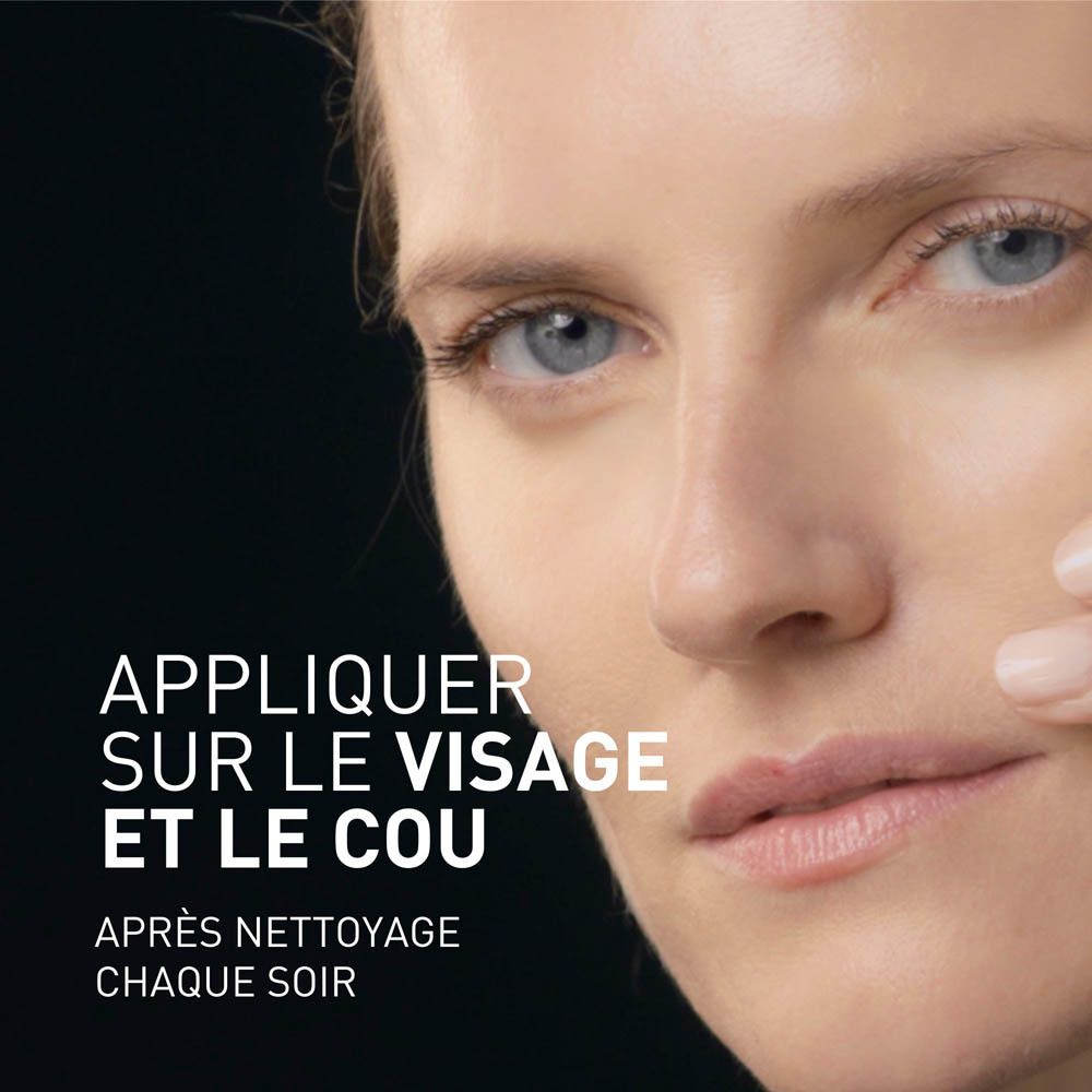 Femme avec visage. Texte: APPLIQUER SUR LE VISAGE ET LE COU. APRÈS NETTOYAGE CHAQUE SOIR.