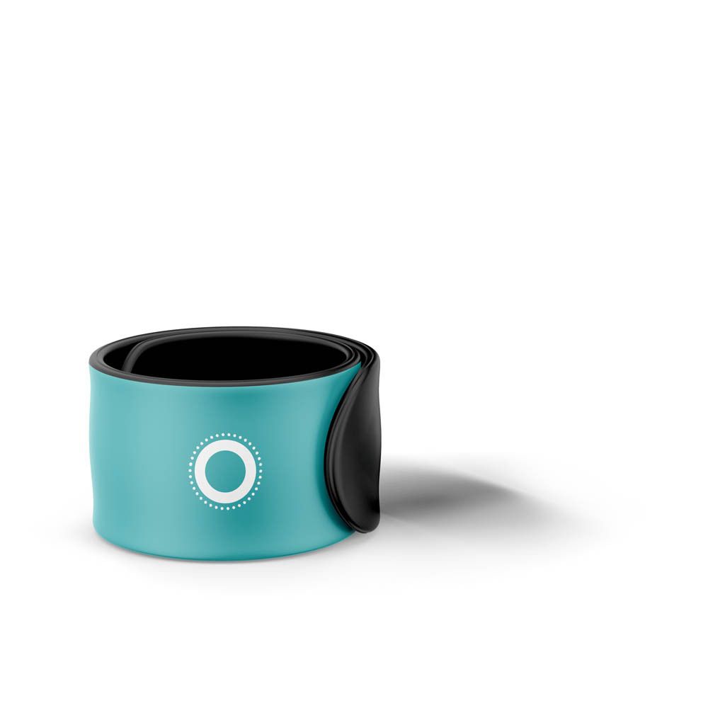 Manouka armband anti-mug, oplaadbaar, in verpakking met mugafbeelding en armband.