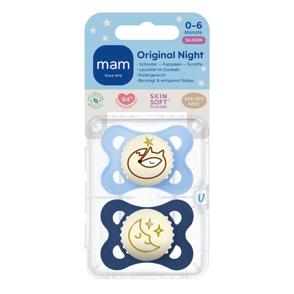 Twee MAM Original Nacht speentjes van siliconen, 0-6 maanden, blauw en beige, met nachtlichtfunctie.