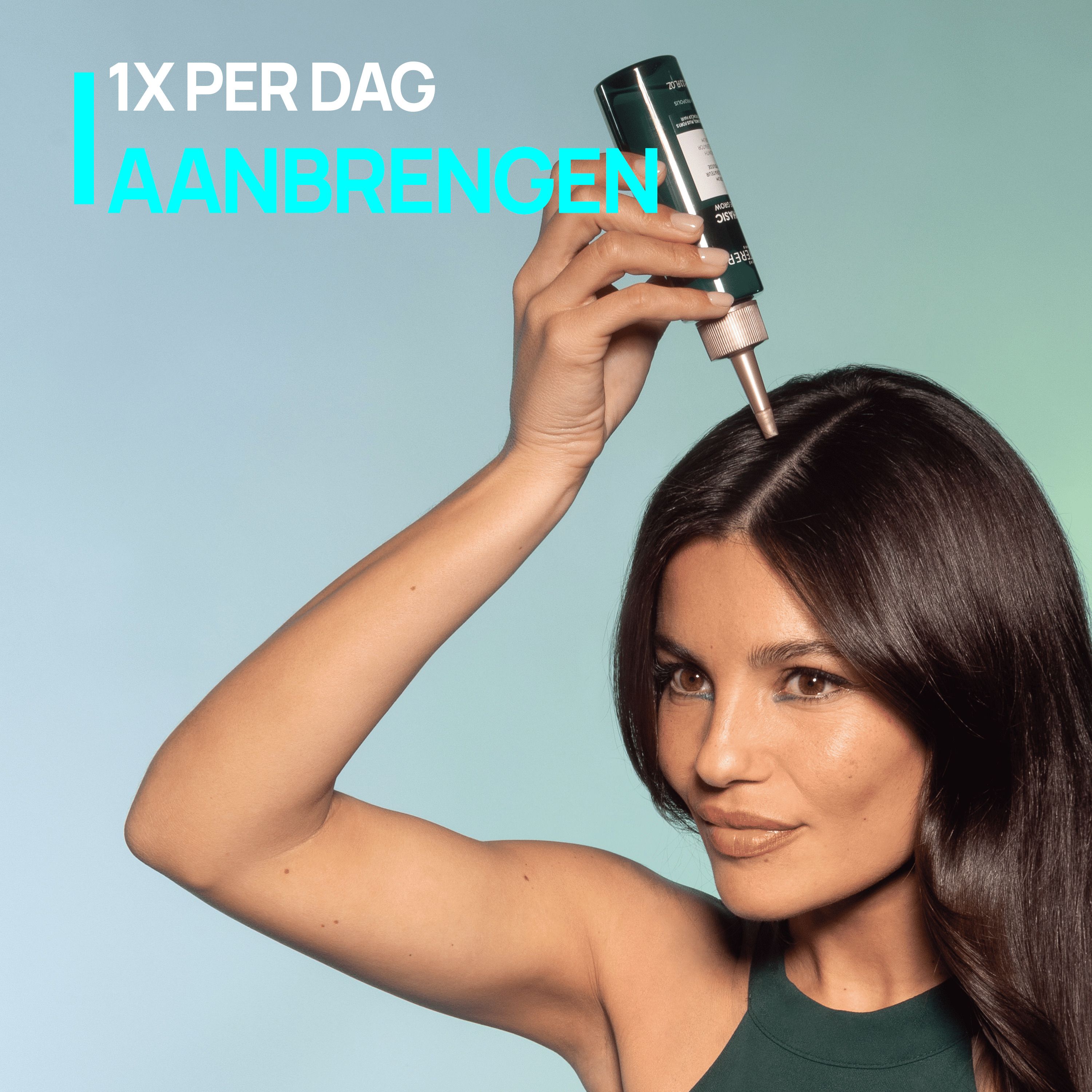 Vrouw met lang haar. Tekst: Zichtbare doeltreffendheid vanaf de 1e maand.