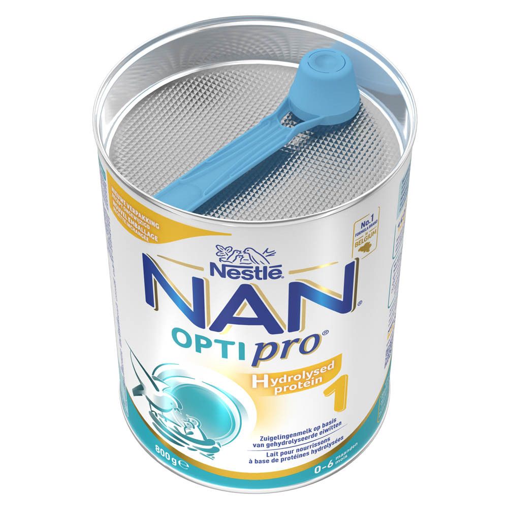 Blik NAN Optipro 1, geopend. Maatlepel binnenin. Productaanduiding zichtbaar.