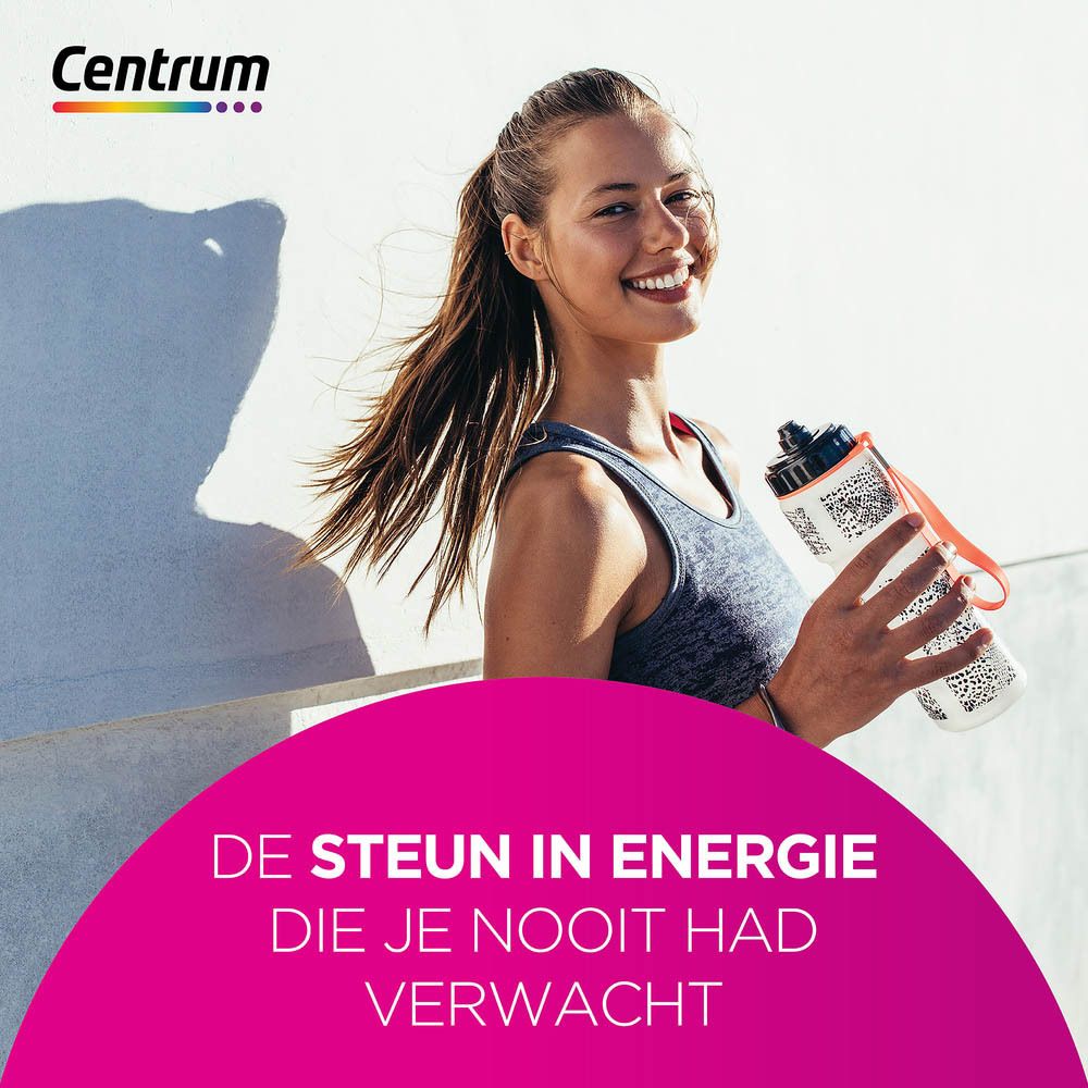 Vrouw met waterfles. Roze achtergrond. Tekst: De steun in energie die je nooit had verwacht.