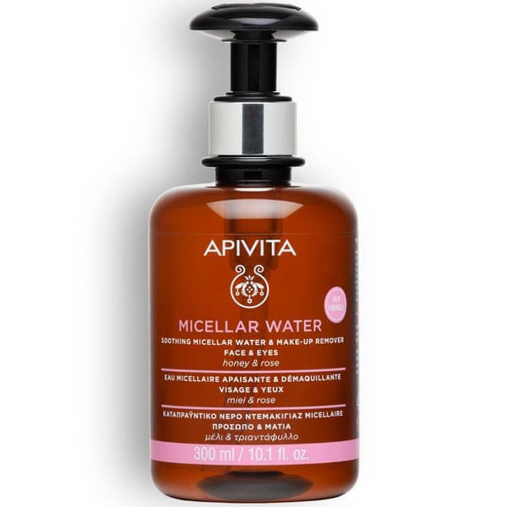 Flacon marron avec pompe. Inscription: Apivita Micellar Water, visage & yeux. 300 ml. Étiquette rose.