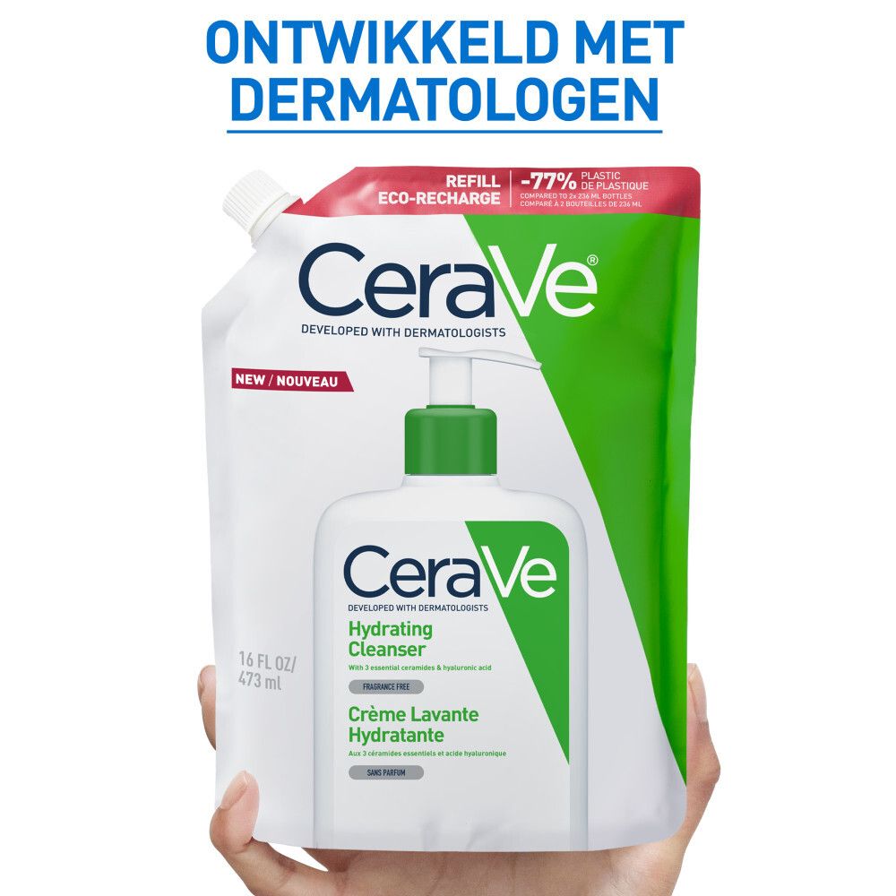 Hand houdt CeraVe Crème Lavante Hydratante navulling vast. Tekst: Ontwikkeld met dermatologen.