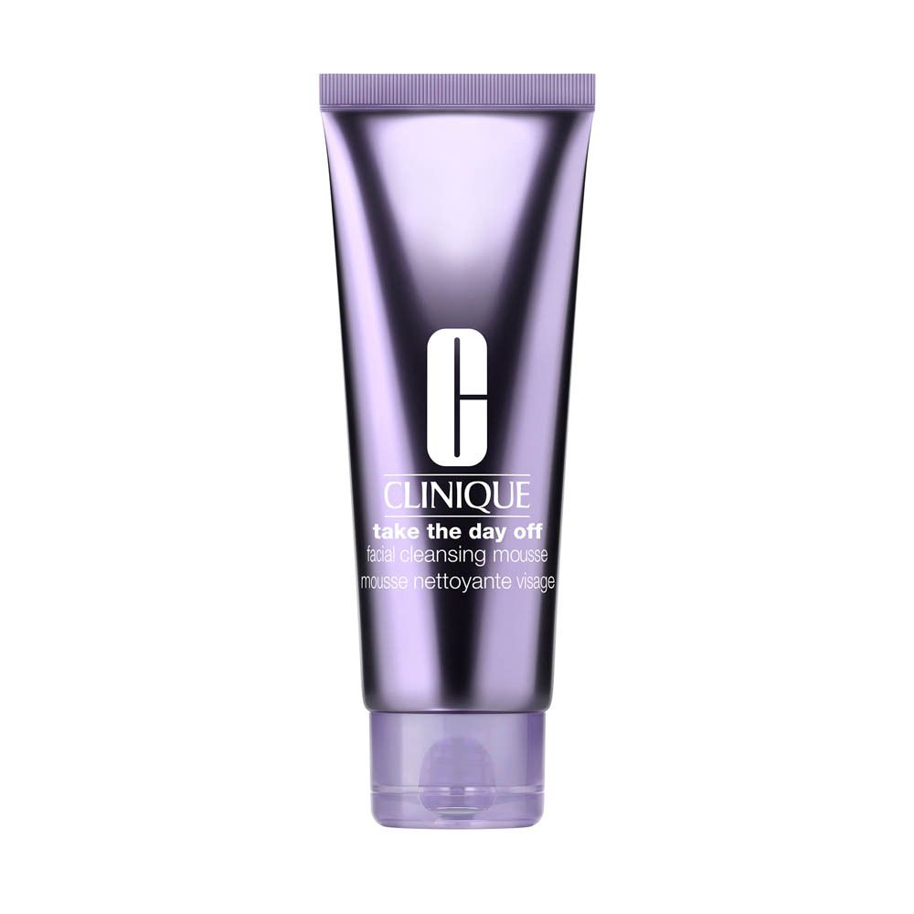 Paarse Clinique tube met 'Take The Day Off' reinigingsmousse.