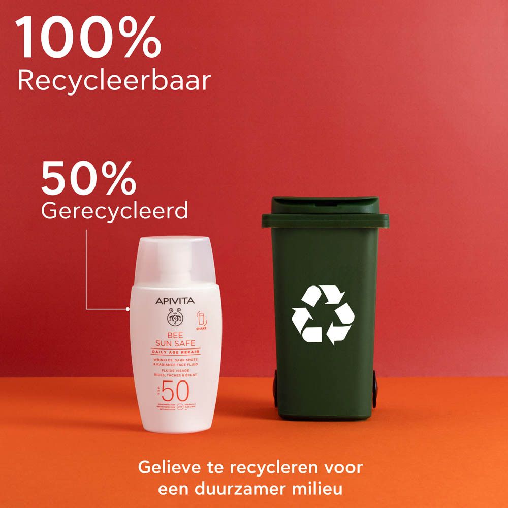 Witte fles zonnebrand. Merk: Apivita Bee Sun Safe. SPF 50. Dop en opschrift.