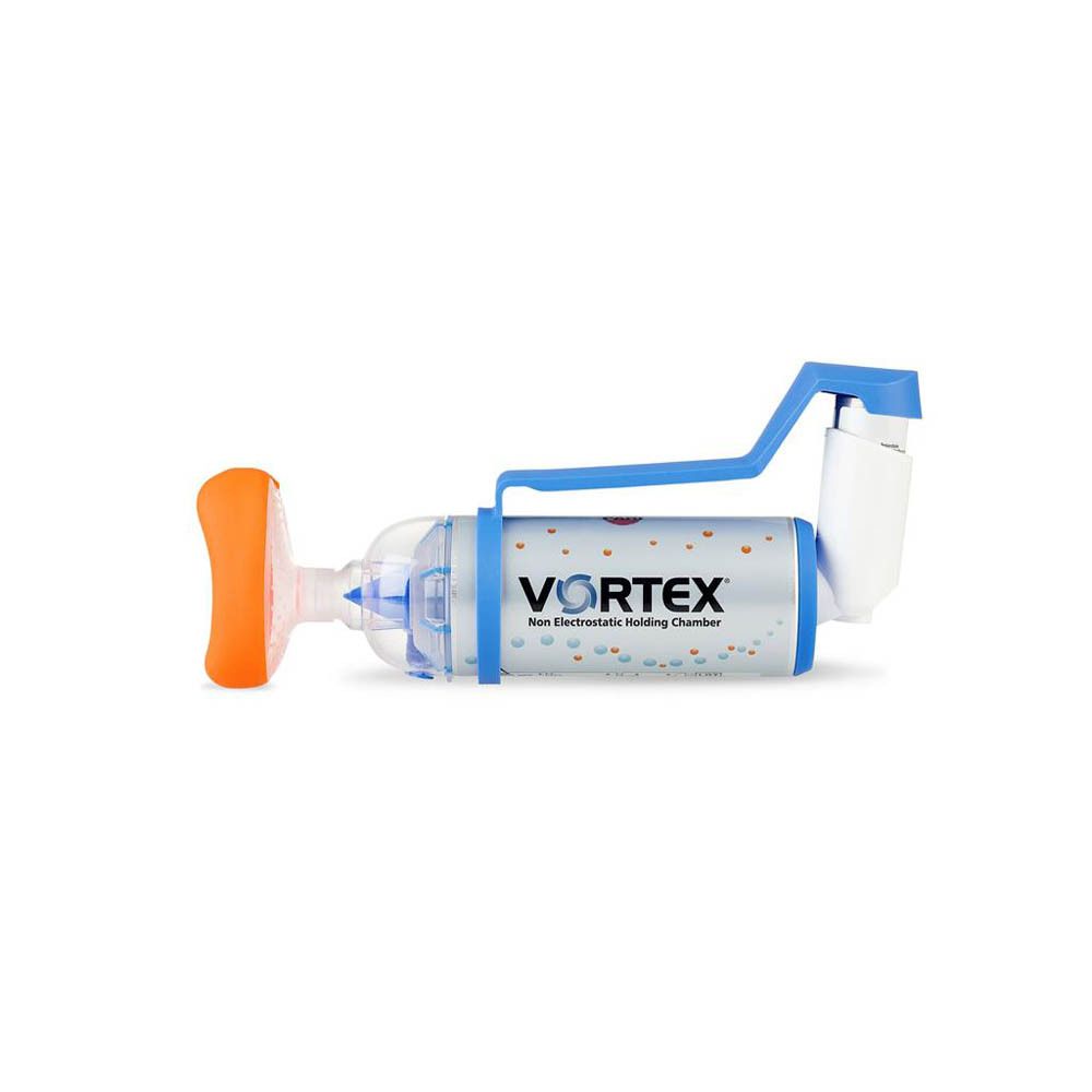 Inhalatiekamer met masker. Cilindrisch lichaam, blauwe band, oranje masker. Opschrift: VORTEX.