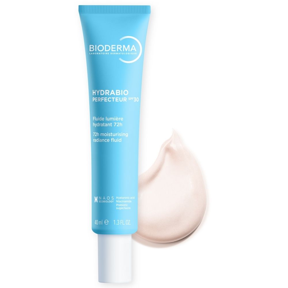 Lichtblauwe tube met crème. Opschrift: BIODERMA, HYDRABIO Perfecteur SPF 30.