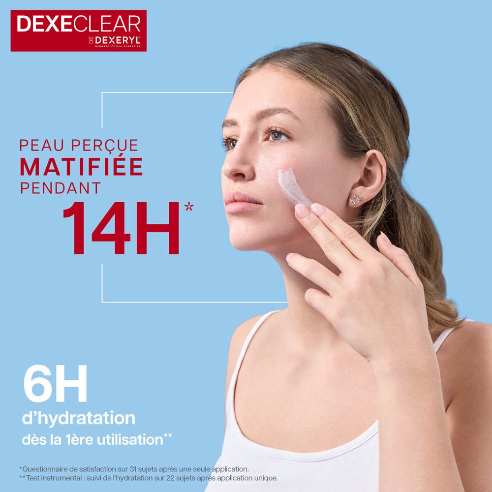 Femme applique crème. Texte : 14H matité, 6H hydratation.