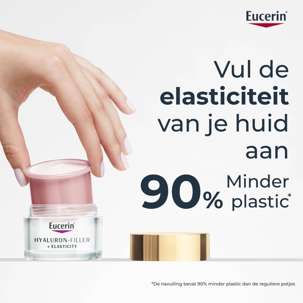 Hand houdt potje vast. Tekst: 90% minder plastic. De navulling bevat 90% minder plastic dan de reguliere potjes.