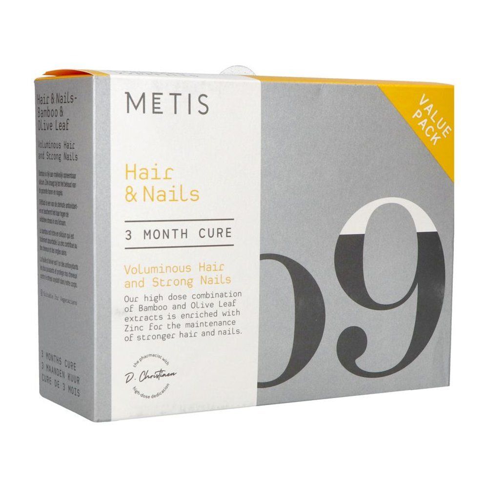 Grijs-gele verpakking. Opschrift: METIS Hair & Nails, 3 Month Cure, 09. Bevat een combinatie van bamboe- en olijfbladextracten.