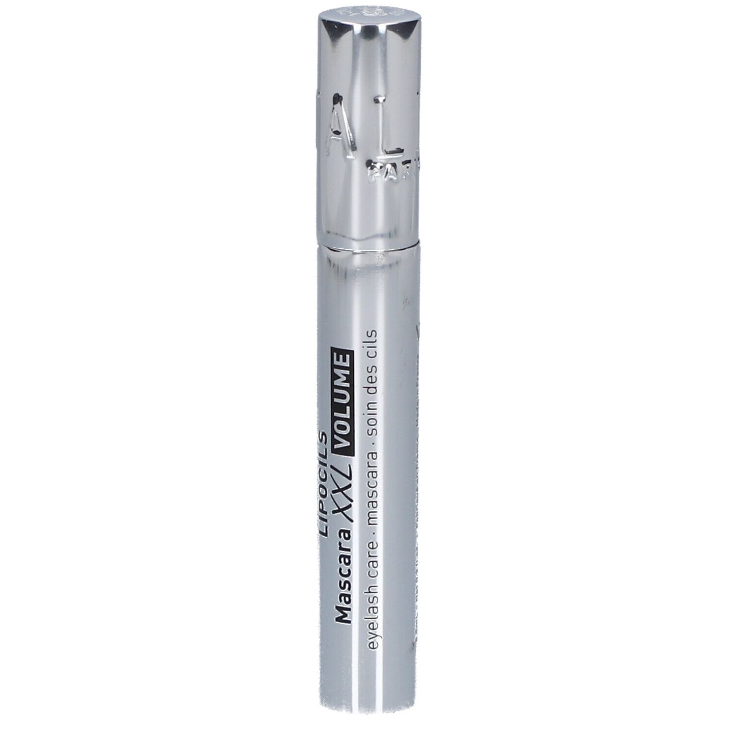 Tube de mascara argenté avec texte noir : Lipocils XXL Volume. Bouchon avec gravure : KA.