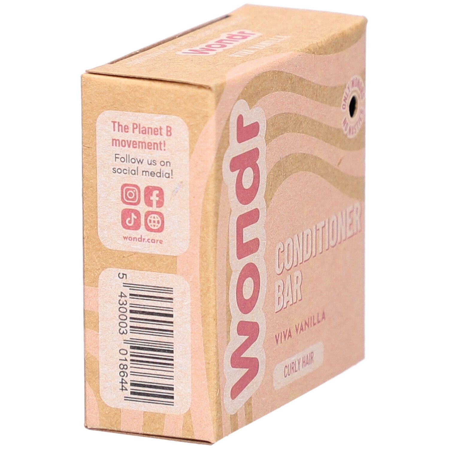 Kartonnen verpakking met barcode, tekst "The Planet B movement!" en social media iconen.