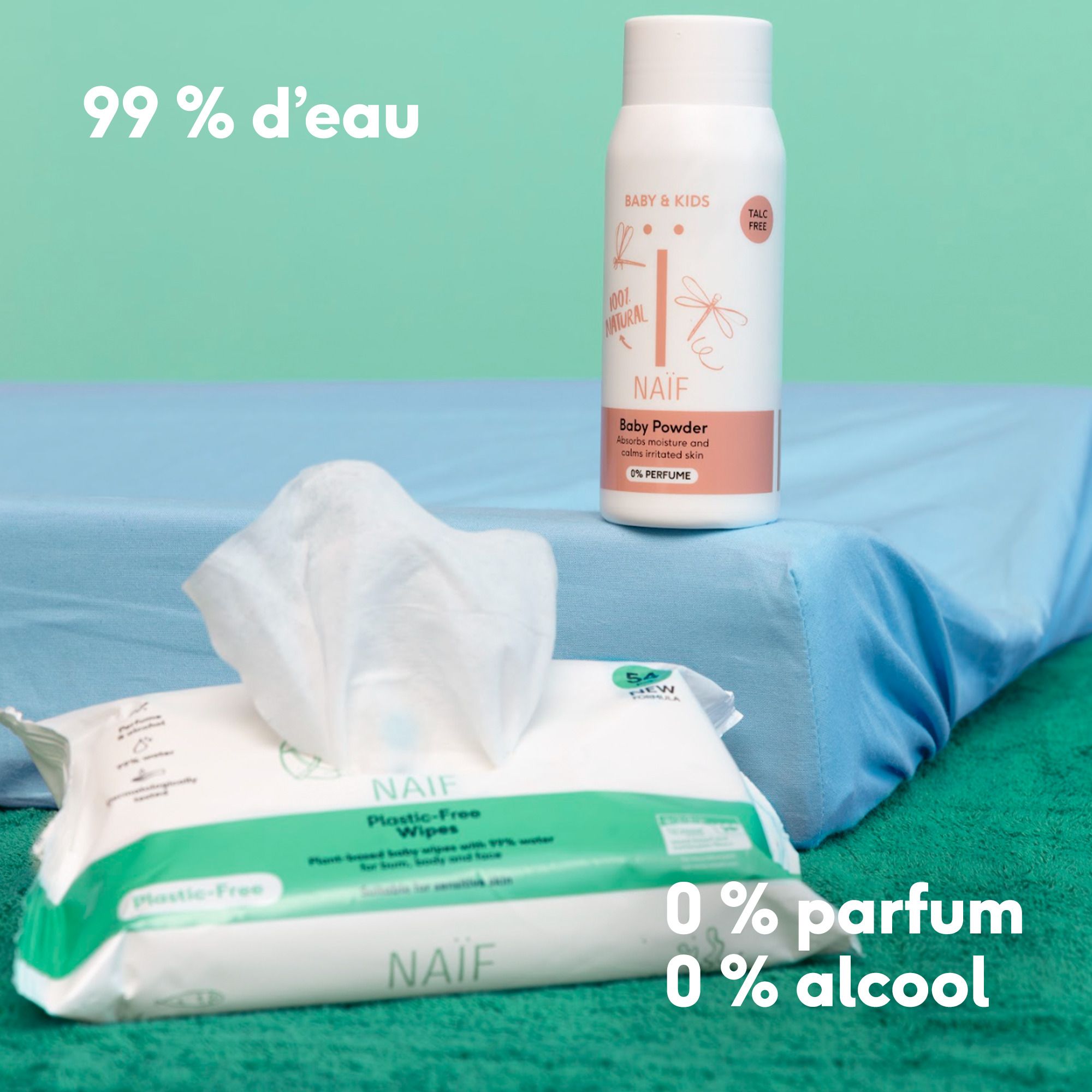 Lingettes et poudre Naïf. 99% d'eau, 0% parfum, 0% alcool. Emballages visibles.