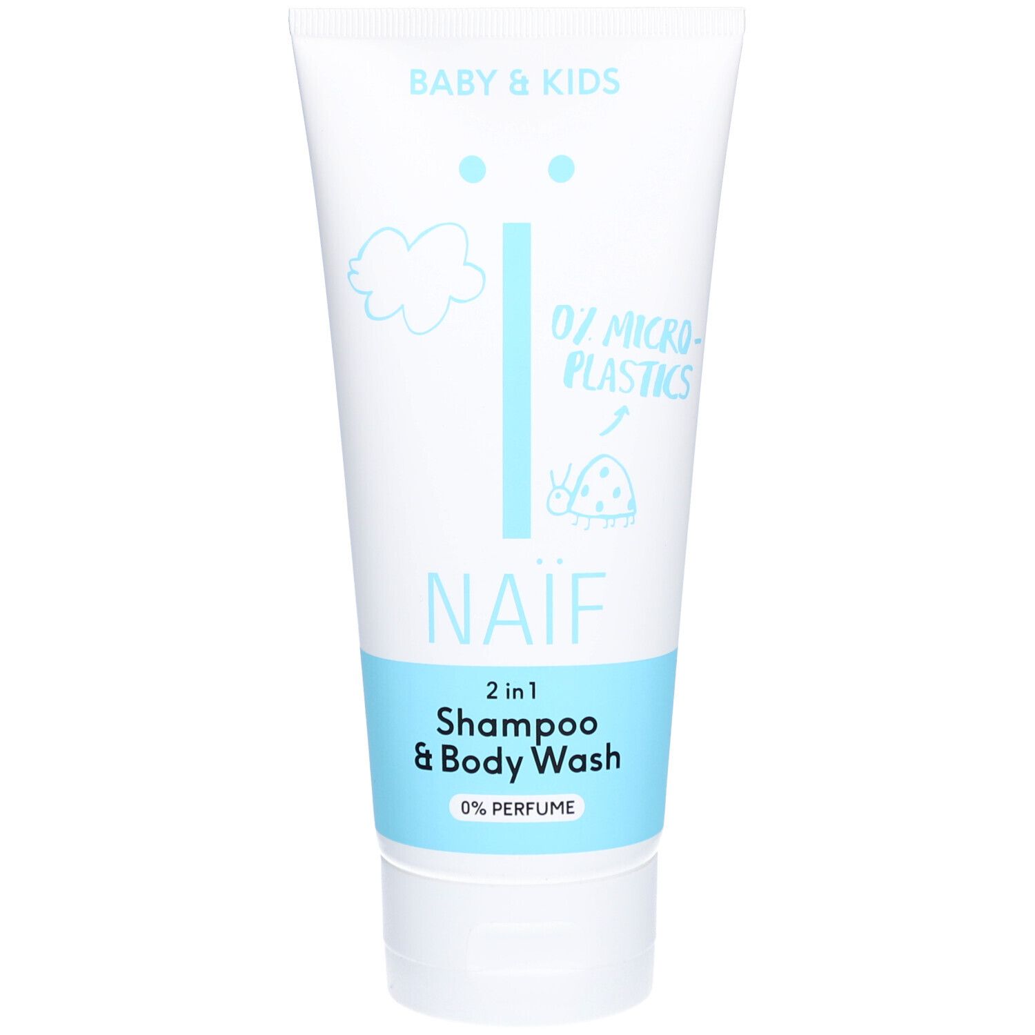 Witte tube met blauwe opdruk. Opschrift: BABY & KIDS, NAÏF, 2 in 1 Shampoo & Body Wash, 0% Perfume. Illustraties: wolk, lieveheersbeestje. Tekst: 0% MICRO-PLASTICS.