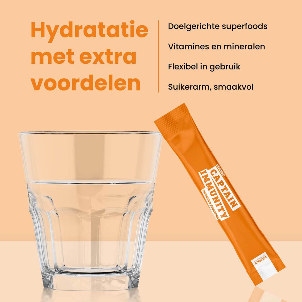 Oranje doos met product. Opschrift: Captain Immunity, Superfood Hydration. Bevat 10 sticks.