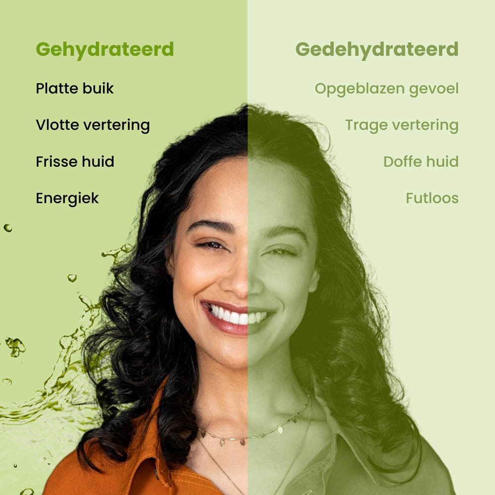 Groene doos met product. Opschrift: D-Tox Hero, Superfood Hydration. 10 sticks. Ingrediënten: Gember, Kurkuma, Enzymen, Vitamine C.