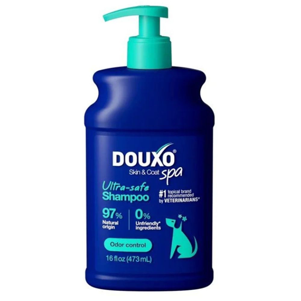 Bouteille de shampooing Douxo Spa Ultra-Safe avec pompe.