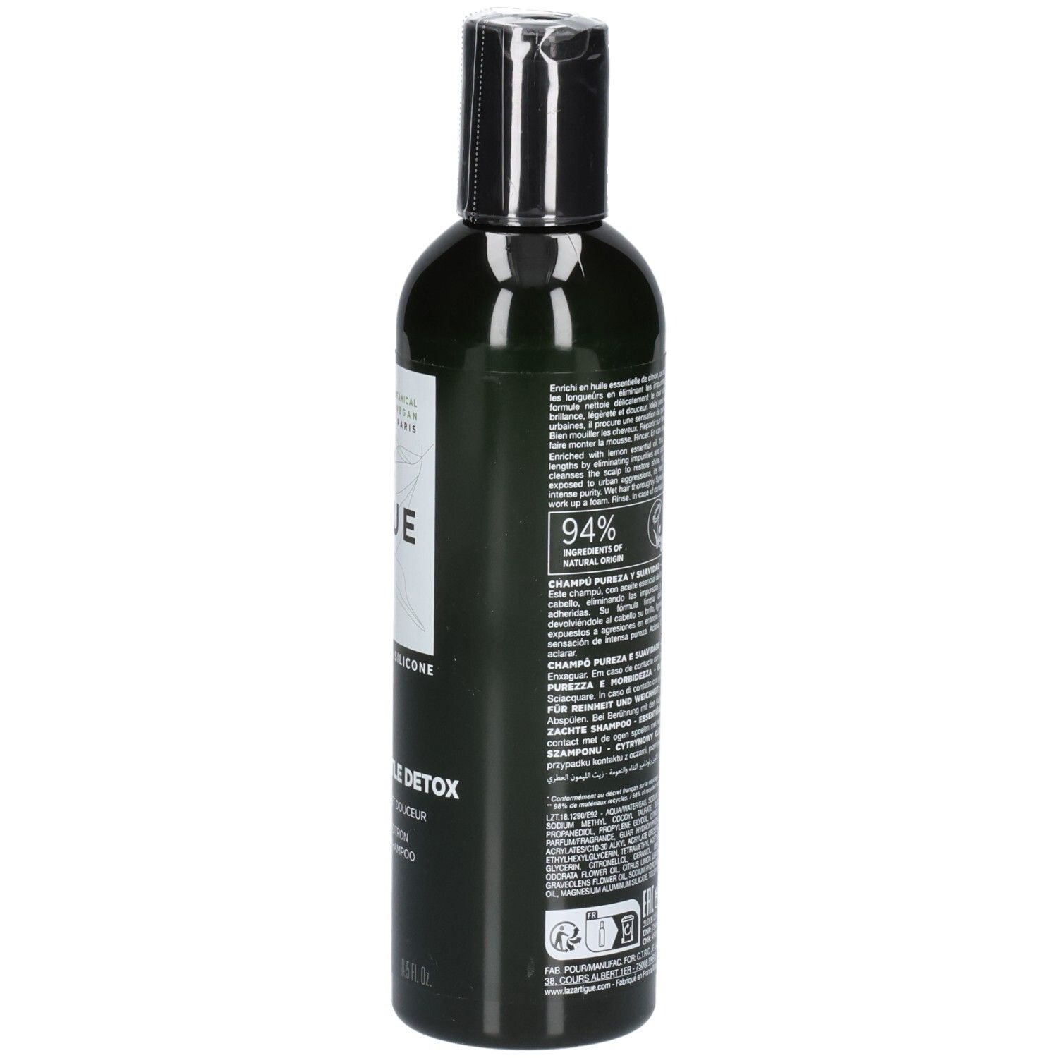 Zijaanzicht van een donkere fles met etiket en zegels, Lazartigue Extra-Gentle Detox Shampoo.