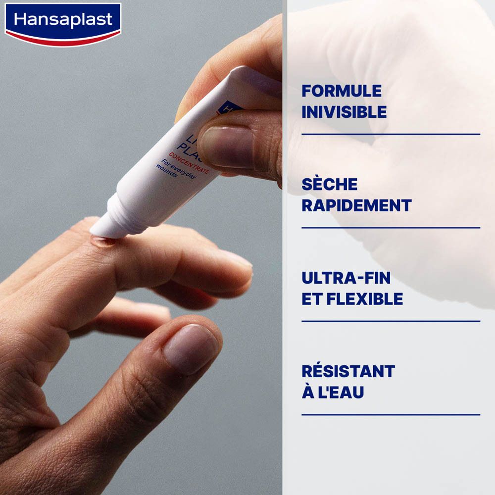 Main avec tube Hansaplast Pansement Liquide Concentré. Application sur une plaie.