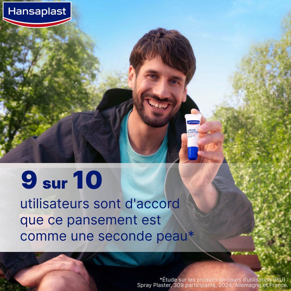 Homme tenant un tube de Hansaplast Pansement Liquide Concentré. 9 sur 10 utilisateurs.
