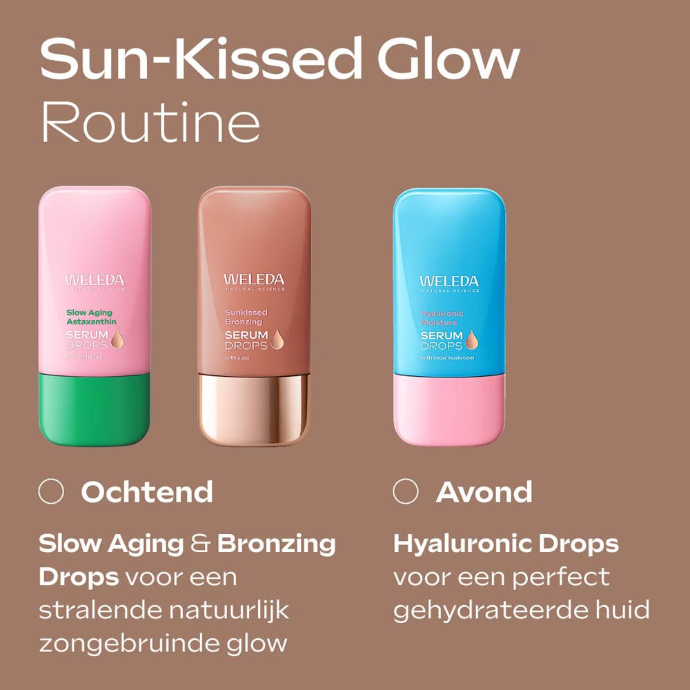 Vrouw houdt Weleda Sunkissed Bronzing Serum Drops vast. Product wordt aangebracht. Tekst.