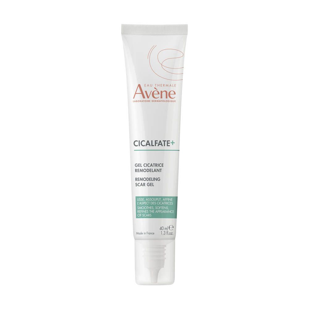 Avène Cicalfate+ Narben-Gel in verpakking. Witte en groene tube. Productnaam en logo. 40ml.