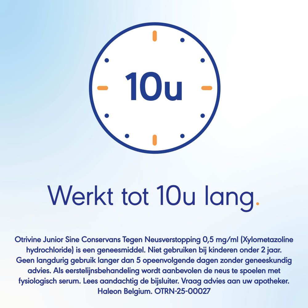 Otrivine Junior neusspray, witte fles met blauwe dop.