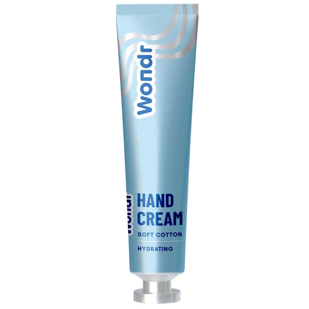 Lichtblauwe tube met zilveren dop. Opschrift: Wondr, Hand Cream, Soft Cotton, Hydrating.