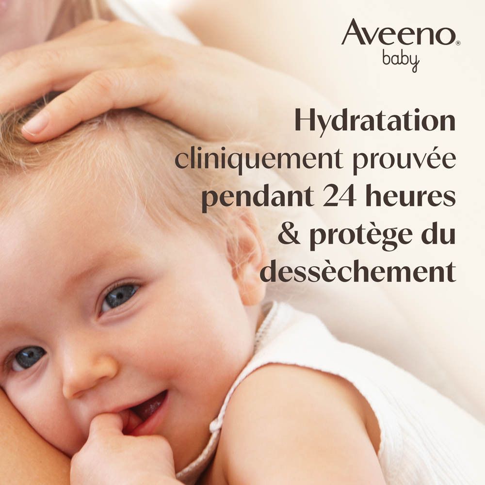 Bébé avec main sur la tête. Texte: Hydratation cliniquement prouvée pendant 24 heures & protège du dessèchement. Logo Aveeno Baby.