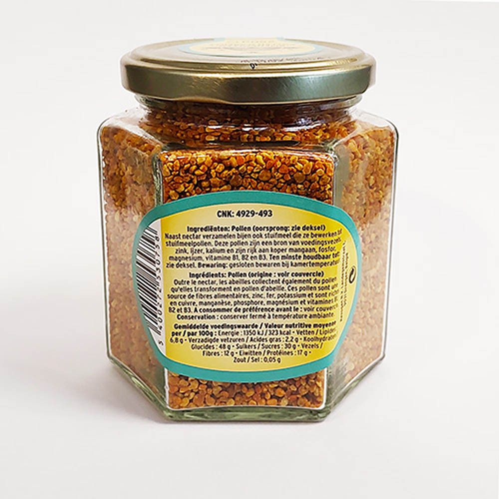 Glazen pot met bijenpollen. Achterkant met etiket, tekst en voedingswaarde. Deksel met sticker.
