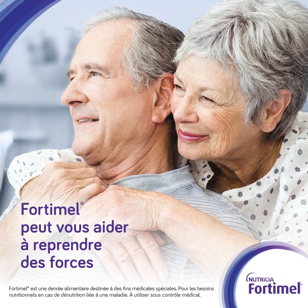 Couple âgé s'embrassant. Texte: Fortimel peut vous aider à reprendre des forces.