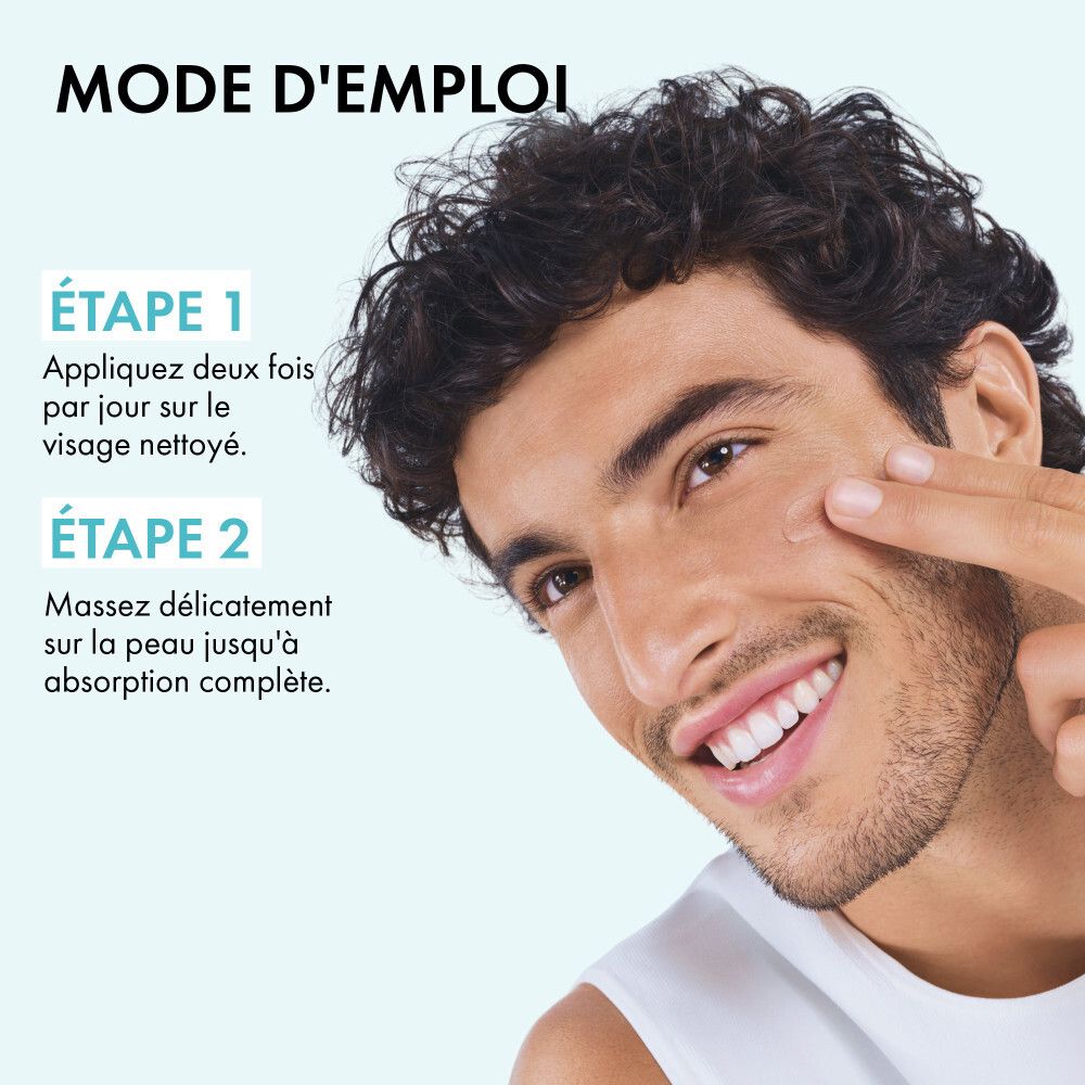 Flacon de sérum. Liquide bleu-transparent. Bouchon argenté et pompe doseuse. Vichy Mineral 89.