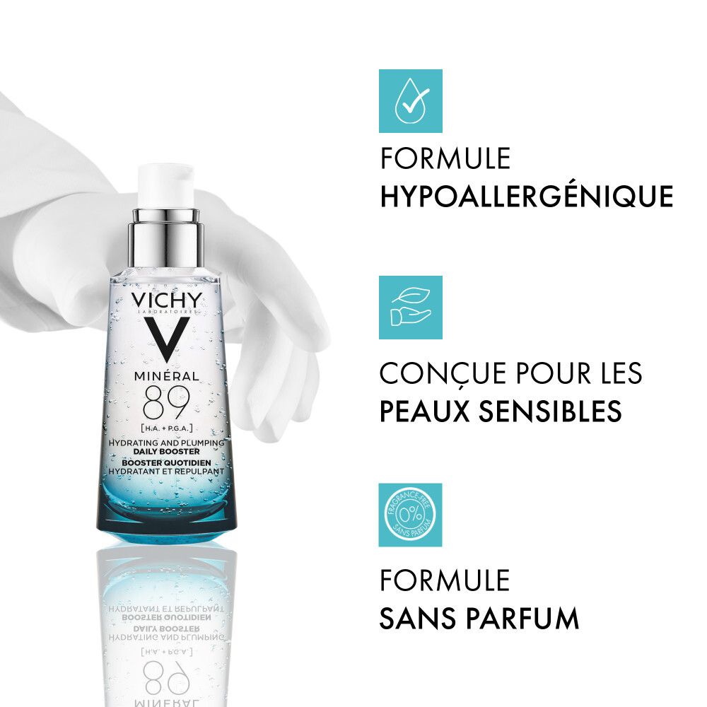Flacon de sérum. Liquide bleu-transparent. Bouchon argenté et pompe doseuse. Vichy Mineral 89.