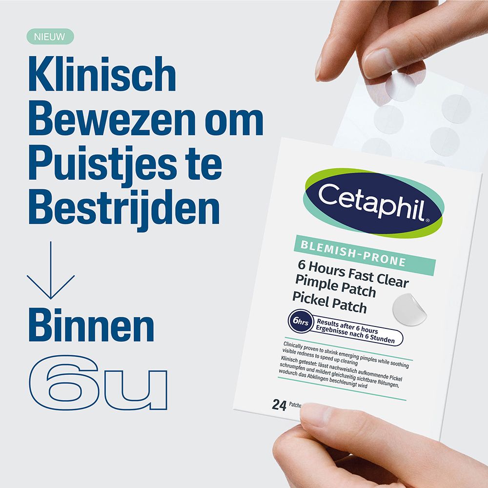 Handen houden Cetaphil Pimple Patch verpakking. Pleisters getoond. Tekst: Klinisch Bewezen.
