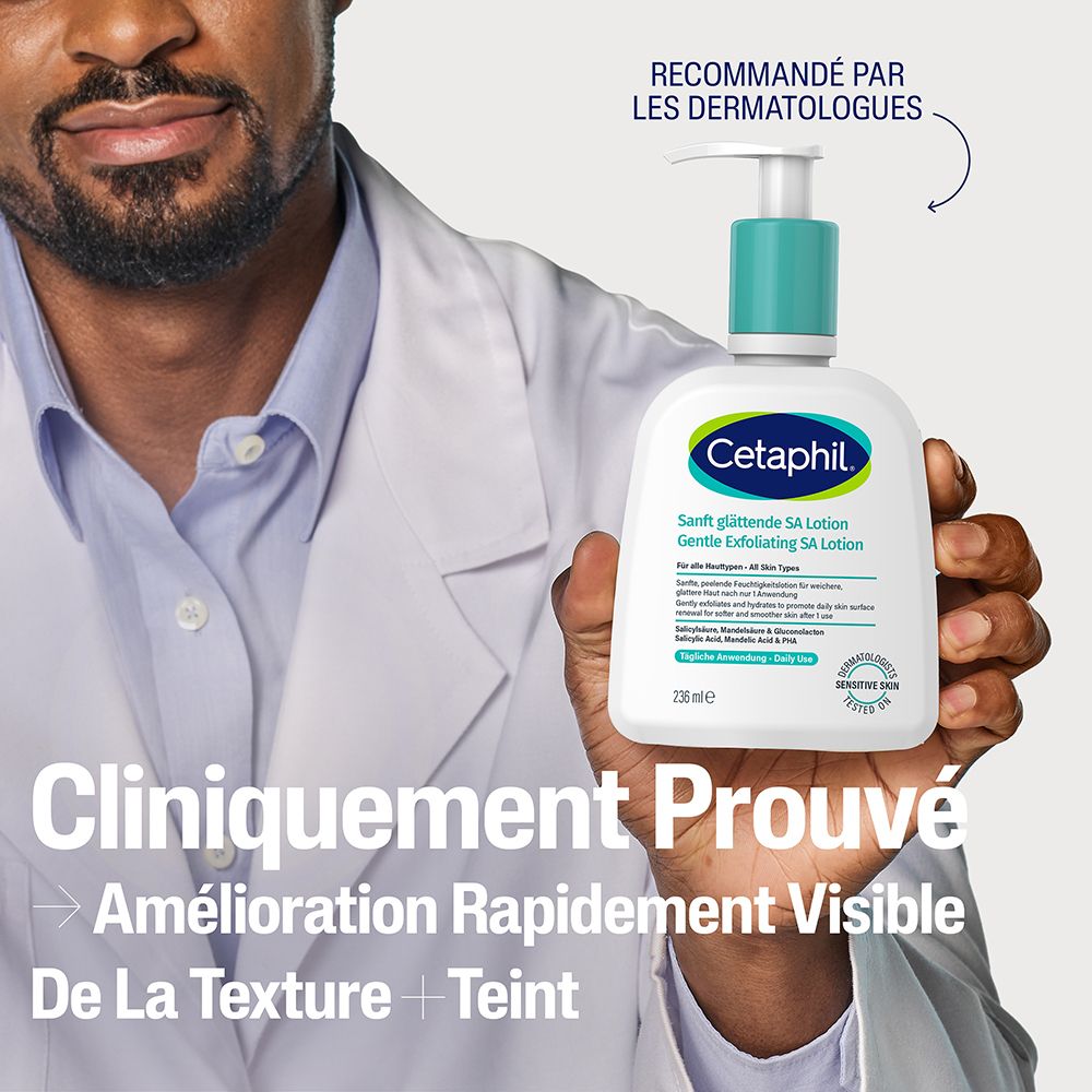 Homme en blouse blanche avec flacon Cetaphil. Texte : Cliniquement prouvé, amélioration de la texture + teint.