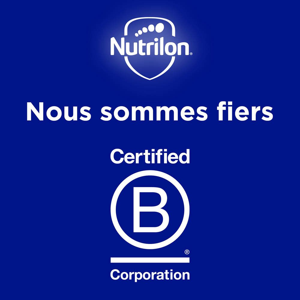 Fond bleu. Texte : Nous sommes fiers. Certifié B Corporation. Logo.