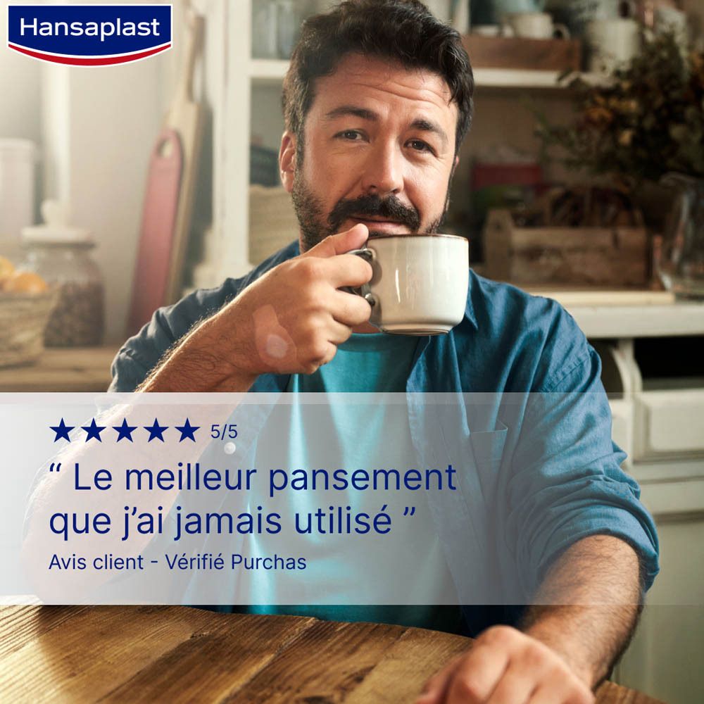 Homme buvant du café. Texte : Le meilleur pansement que j'ai jamais utilisé. 5/5 étoiles.