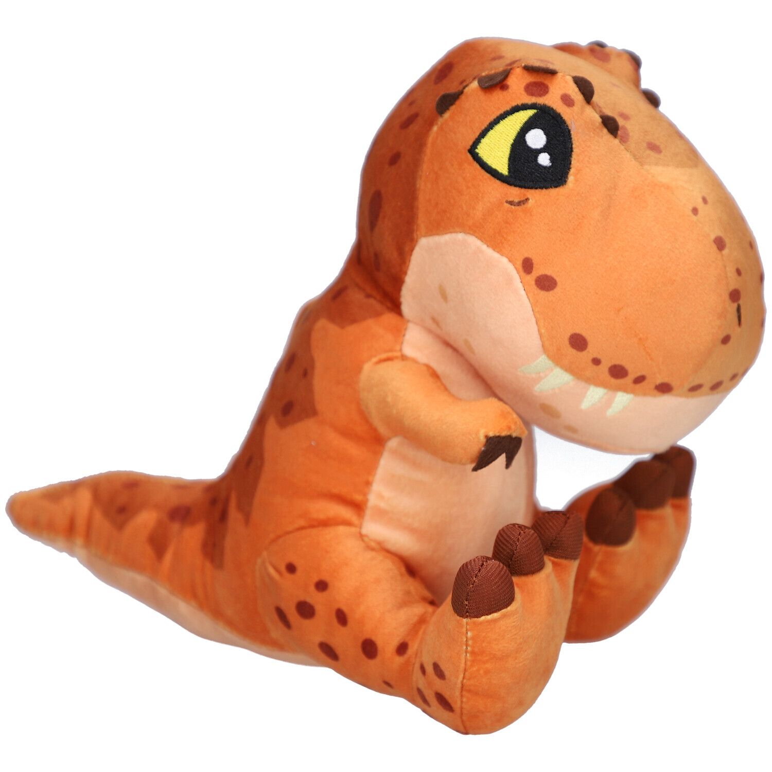 Oranje T-Rex knuffel met bruine vlekken. Het dier zit met gebogen benen.