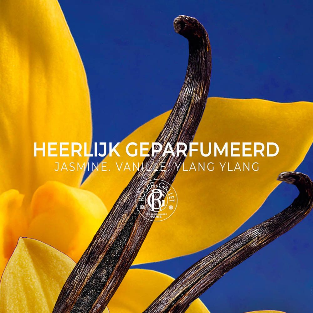 Close-up van vanillestokjes en gele bloemen. Tekst: Heerlijk geparfumeerd, Jasmine, Vanille, Ylang Ylang.