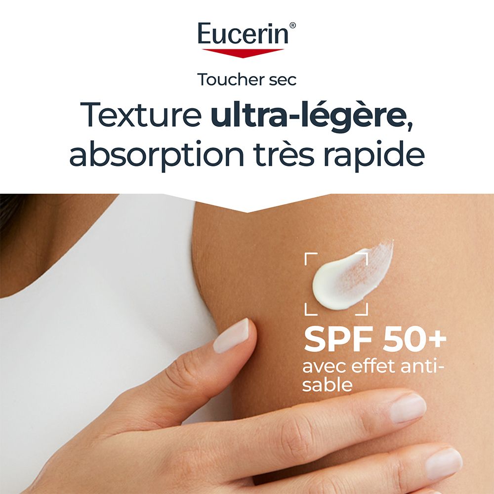 Texte: Texture ultra-légère, absorption très rapide. Image d'une femme qui s'applique de la crème. SPF 50+.