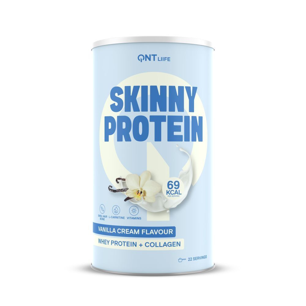 Boîte cylindrique de QNT Liife Skinny Protein. Inscription : Skinny Protein, saveur crème vanille, protéine de lactosérum + collagène. Illustration : fleur de vanille.